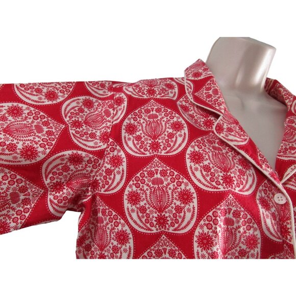 World Market Red White Floral Flannel S/M Button Up Nightshirt EUC Front Pocket - Picture 3 of 16